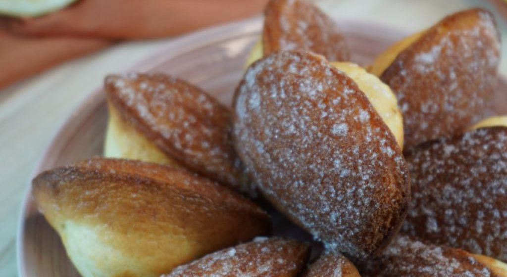 5852448989200977026_121